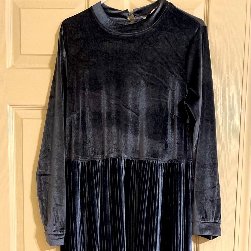 Beautiful velour maxi~dress